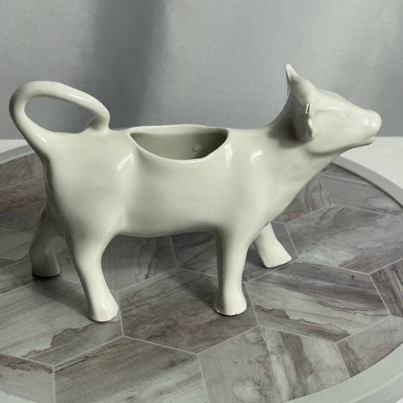 Vintage White Ceramic Cow Creamer 8” France Marked – Repaired Leg - Picture 4 of 9
